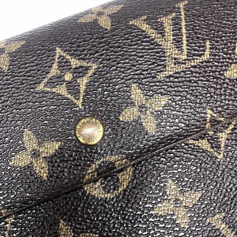 Louis Vuitton Monogram International Wallet - Image 4